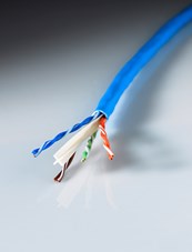 Data- fiber- and coaxial cables